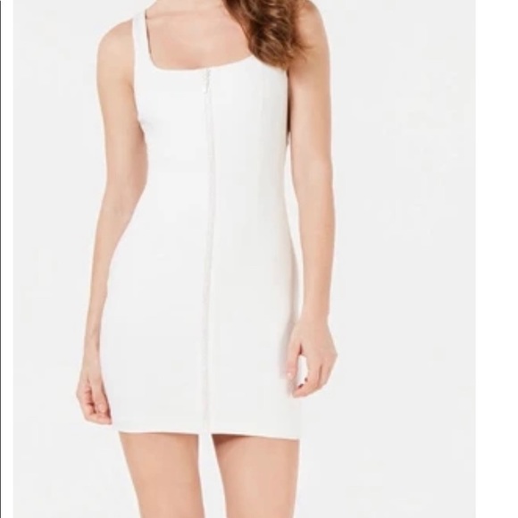 NWOT Guess off white mini dress - rhinestone zipper M - Picture 3 of 13
